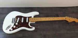 10S51■Fender Japan　ストラトキャスター■