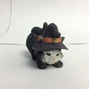 [雑貨] 置物 猫ちゃん 可愛い 魔法使いの帽子 ハロウィン Halloween インテリア小物 手乗りサイズ 小さい ねこ ネコ