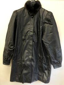 [洋服] メーカー不明 レザーコート 衿にファー付き ブラック 牛革 サイズ：F レディースファッション