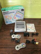 Nintendo Super Famicom console 2controllers sets working 任天堂 スーパーファミコン 本体1台 コントローラ2台 セット 動作確認済 C644_画像1