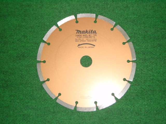 4108R マキタの値段と価格推移は?|6件の売買データから4108R マキタ