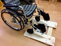 介護、グループホーム必見！車椅子用体重計セット_画像1