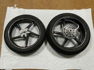 * Suzuki *SUZUKI *B-KING *BST * carbon wheel * front and back set * with tire * nut attaching *JWL *GSX-R1000 * non-genuine wheel 