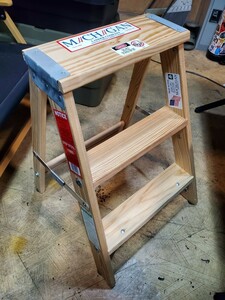 希少品 michigan ladder ミシガンラダー デッドストック Wood Step Ladder 木製脚立 メイドインU.S.A. キャンプ、インテリアに 引き取り可