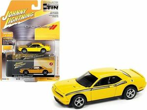 Johnny Lightning 1/64 ダッヂ チャレンジャー 2010 デトネーターイエロー メタルケース付き Dodge Challenger Detonater Yellow JLSP147