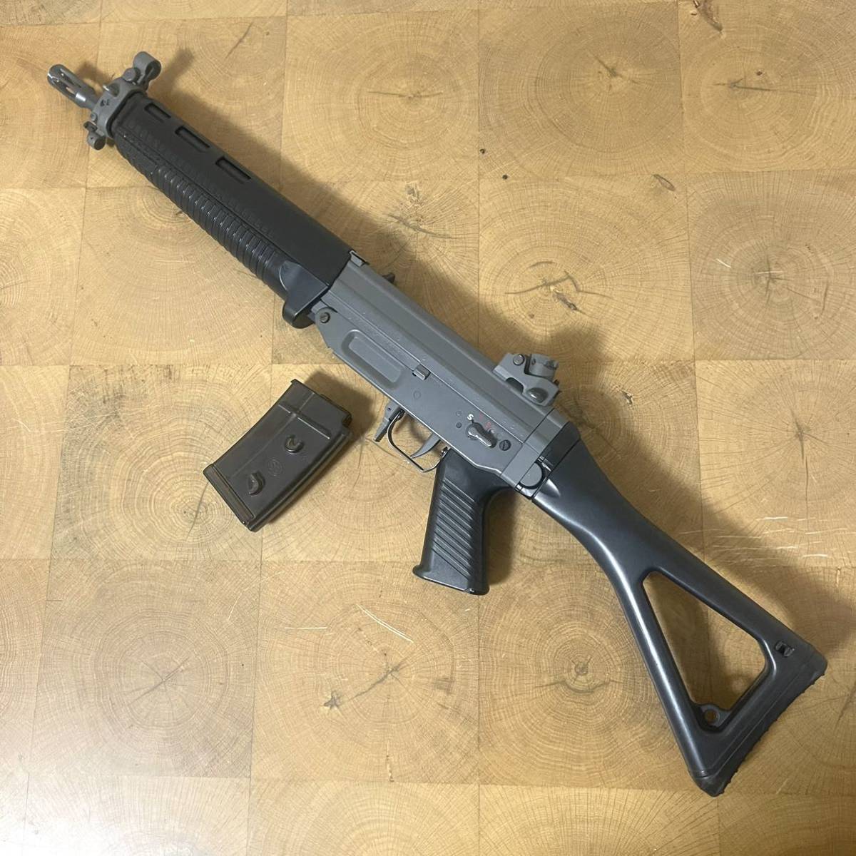 ヤフオク! -「sig sg550」(電動ガン) (トイガン)の落札相場・落札価格