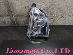 【Ｄ】トヨタ　プリウス　50系　ZVW50　純正　右フォグランプ　LED点灯確認済み　訳アリ