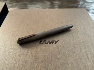 【限定】55周年モデル LAMY 2000 ブラウン 万年筆