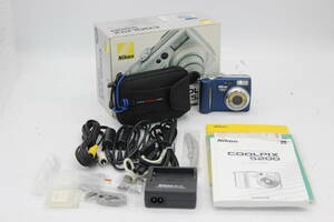【美品 返品保証】 【元箱付き】ニコン Nikon Coolpix E5200 ブルー チャージャー付き コンパクトデジタルカメラ s1923