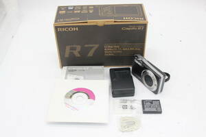 【美品 返品保証】 【元箱付き】リコー Ricoh Caplio R7 ブラック 7.1x バッテリー チャージャー付き コンパクトデジタルカメラ s1990