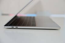 MacBook Pro 13インチ 2020 Thunderbolt 3ポート x 4 macOS Ventura Corei5 2.0GHz 大容量メモリ16GB 爆速起動SSD1TB ACアダプター付 元箱 _画像3