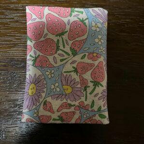 苺のカードケース⑤