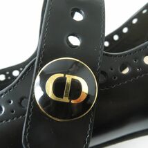 美品★Christian Dior クリスチャンディオール TEDDY D パンチングデザイン ロゴ金具付き ラウンドトゥ レザー パンプス 黒 36 イタリア製_画像8