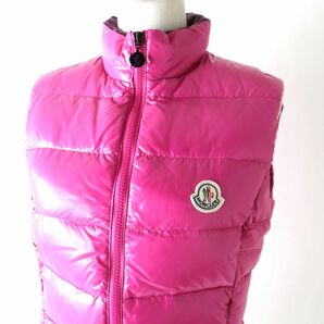 極美品◎MONCLER モンクレール GHANY ガーニー レディース ワッペン付き ダウンベスト ピンク 裏パープル サイズ0の画像4