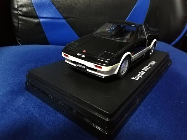 スペシャルスケール1/24国産名車コレクション(37)トヨタ　MR2（1984）専用ケース入り