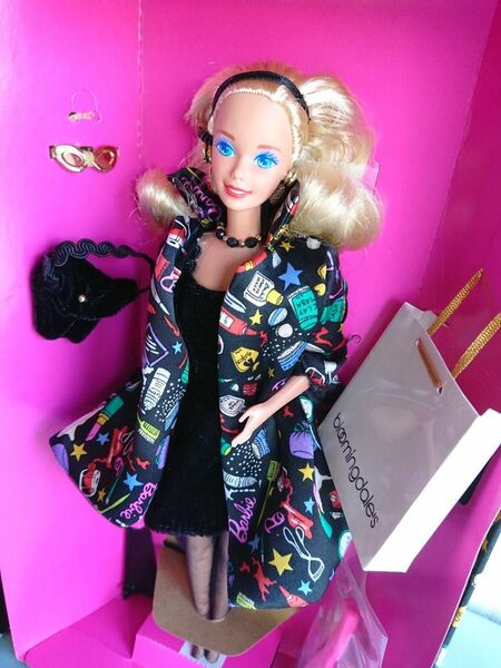 Bloomingdale’s Savvy Shopper Barbie ブルーミングデイルズ　バービー人形