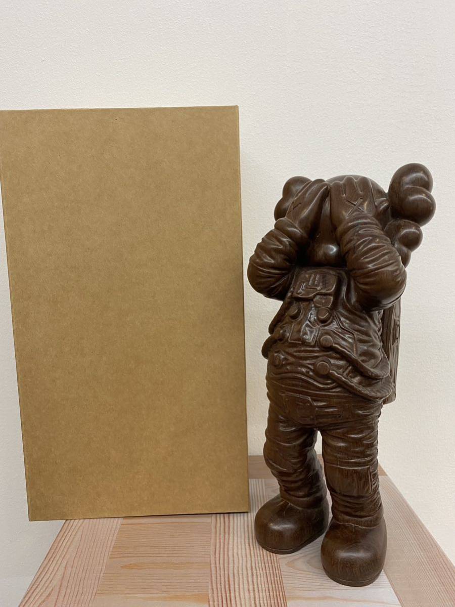 年最新ヤフオク! kaws holidayの中古品・新品・未使用品一覧