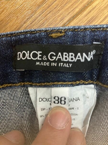 【最終値下げ】DOLCE&GABBANA デニムパンツ　これで売れなきゃリサイクル行きます。