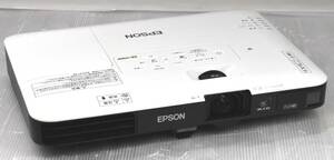 1円スタート 使用時間477H EPSON EB-1795F ビジネスプロジェクター 3200ルーメン Full-HD(1920x1080) 3LCD方式 3200lm 小型モデル(管:ME21