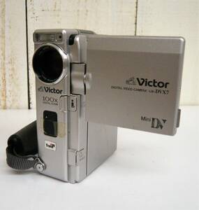 レトロ 当時物 RETRO CAMERA VICTOR ビクター デジタル ビデオカメラ GR-DVX7 バッテリー付 100Xデジタルズーム