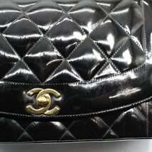 ヤフオク特価 K99 良品 シャネル CHANEL エナメル マトラッセ ダイアナフラップ チェーンショルダーバッグ 斜め掛け 黒 中古_画像6