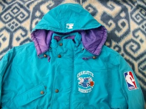 シャーロット ホーネッツ フード付きジャンパー 美品 M Charlotte Hornets NBA STARTER製 スターター