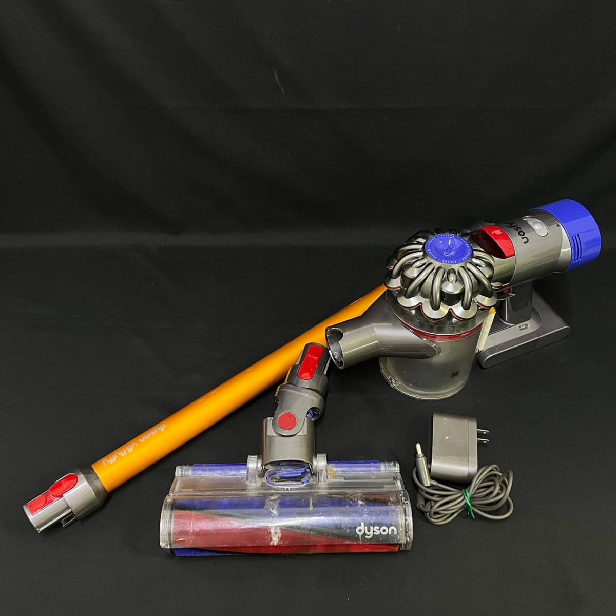 Yahoo!オークション -「ダイソン dyson v8 fluffy」(掃除) の落札相場