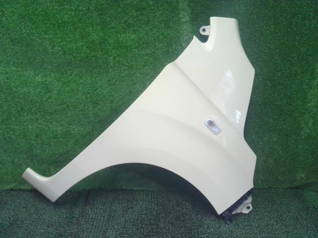 Ｎ－ＷＧＮ DBA-JH1 右Fフェンダー YR617 60211-T6G-00