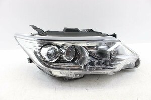 美品　Camry　AVV50　Hybrid　ヘッドLight　right側　運転席側　コイト　33-208　LED　打刻F　81145-33E60　301833