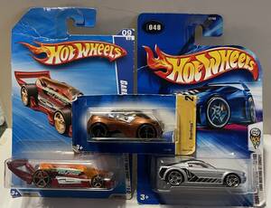 値下げ！　HOT　WHEELS　3台まとめて　台紙切れ、傷多数　MUSTANG　2004　FIRSTEDITIONSあり