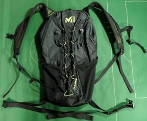 ▲ Легко, легкий, маленький и маленький рюкзак пульс 16 черный/желтый зеленый почти не используется !!!
