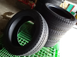 宮城大崎発★【おすすめ品♪】ピレリ/PIRELLI ICEASIMMETRICO 215/50R17 4本セット バリ溝!! 状態良好♪★冬タイヤ 引取/発送OK♪ Eス2