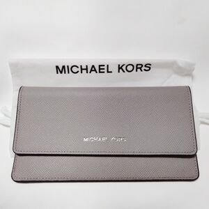 美品　マイケルコース　長財布　薄型　レザー　グレー　保存袋　札入れ　ボタン開閉　灰色　MICHAEL KORS