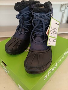 b★z 未使用 クロックス CROCS オールキャスト 2.0 ブーツ サイズ23cm ウィメン allcast 2.0 boot カラー midnight 防水 中ボア 編上げ 