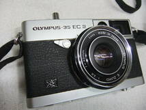 1970年発売 オリンパス OLYMPUS 35 EC 2 42mm F2.8 フィルムカメラ 動作未確認 ストラップ付_画像3