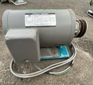NO.50-1433（新潟）東芝 モーター3PHASE INDUCTION MOTOR 1.9kW 4POLES