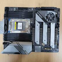 ASRock TRX40 CREATOR/PCパーツ DIY 修理材料★動作未確認・ジャンク_画像1