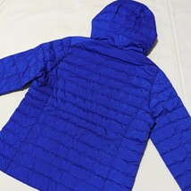 +WX41 UNIQLO ユニクロ レディース XL 長袖 ダウン ジャケット ジャンパー 青 ブルー フード付き 軽量 防寒 211-170011_画像3