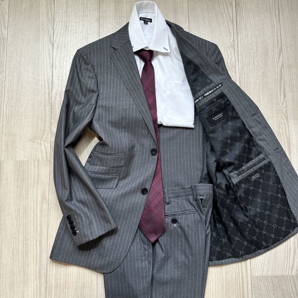 ブラックレーベル スーツの値段と価格推移は?|件の売買データから