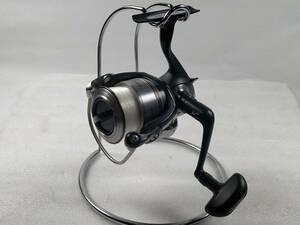 驗【ラインおまけ】ダイワ ブラディア 2500 日本製 BRADIA DAIWA グローブライド Made in JP スピニングリール 2705