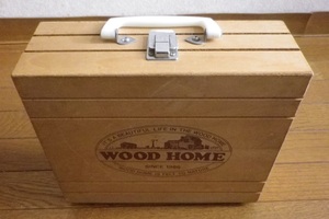 ◆カセットテープ収納ケース◆WOOD HOME 木製トランク型キャリングケース 　昭和レトロ旧車　◎送料無料※カセットテープとの同梱可能