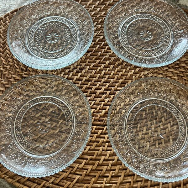 バリ島　ガラス皿　4枚セット