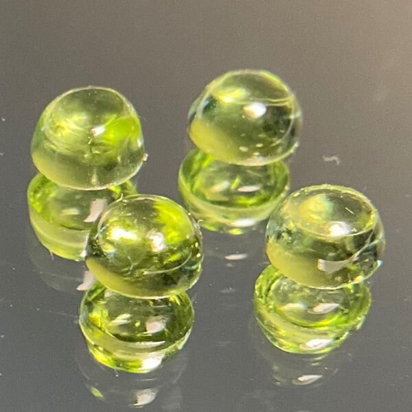 天然ペリドットラウンドカボションカット4pトータル1.475ct