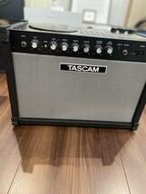 【美品】ギターアンプ（TASCAM GA-30CD）CDプレイヤー付き_画像2