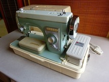 6AをS ジャノメミシン JANOME SEWING MACHINE TOKYO グリーン 緑 裁縫 手芸 ハンドクラフト レトロミシン 昭和 レトロ アンティーク_画像1