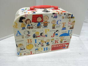  retro Vintage PEANUTS Snoopy thickness paper made trunk type bag small articles go in 