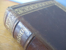 ★アンティーク品★背表紙のエンボスが素敵な祈祷書 本 Missel 革製カバー 1894年 フランス _画像2