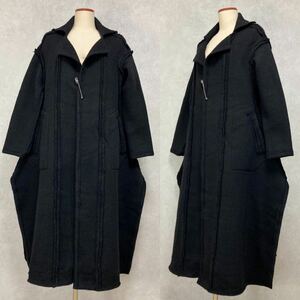 LIMI feu 21AW Square Hem Cutsew Coat 黒2