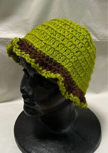 新作秋冬：緑色の手編み帽子【No.106】ＬLサイズ　お母さんの作った手編み帽子