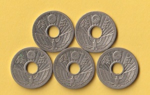 ★5銭ニッケル貨《昭和8、9、10、11、12》　5枚　　普通品＋－